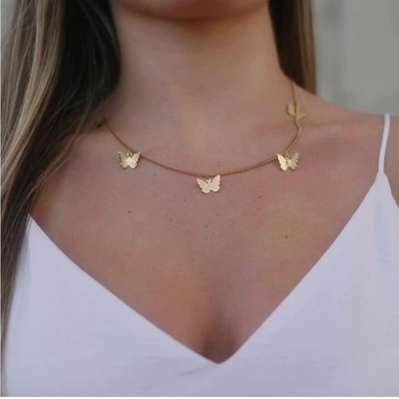 GOLD 14k Gold Plated Butterfly Charm Chain Necklace - Picture 2 of 2